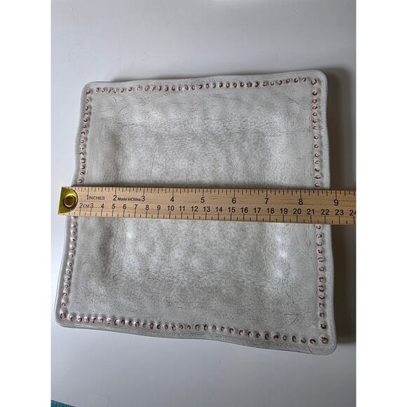 Set of 2 SECRET CELEBRITY Off White Textured Melamine Luncheon Plate 9" - Picture 4 of 7